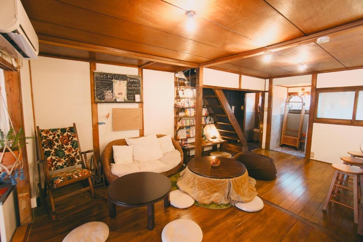 宿たぬきのねどこ Guesthouse Tanuki Tokoname Buitenkant foto